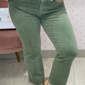 Vaquero recto verde